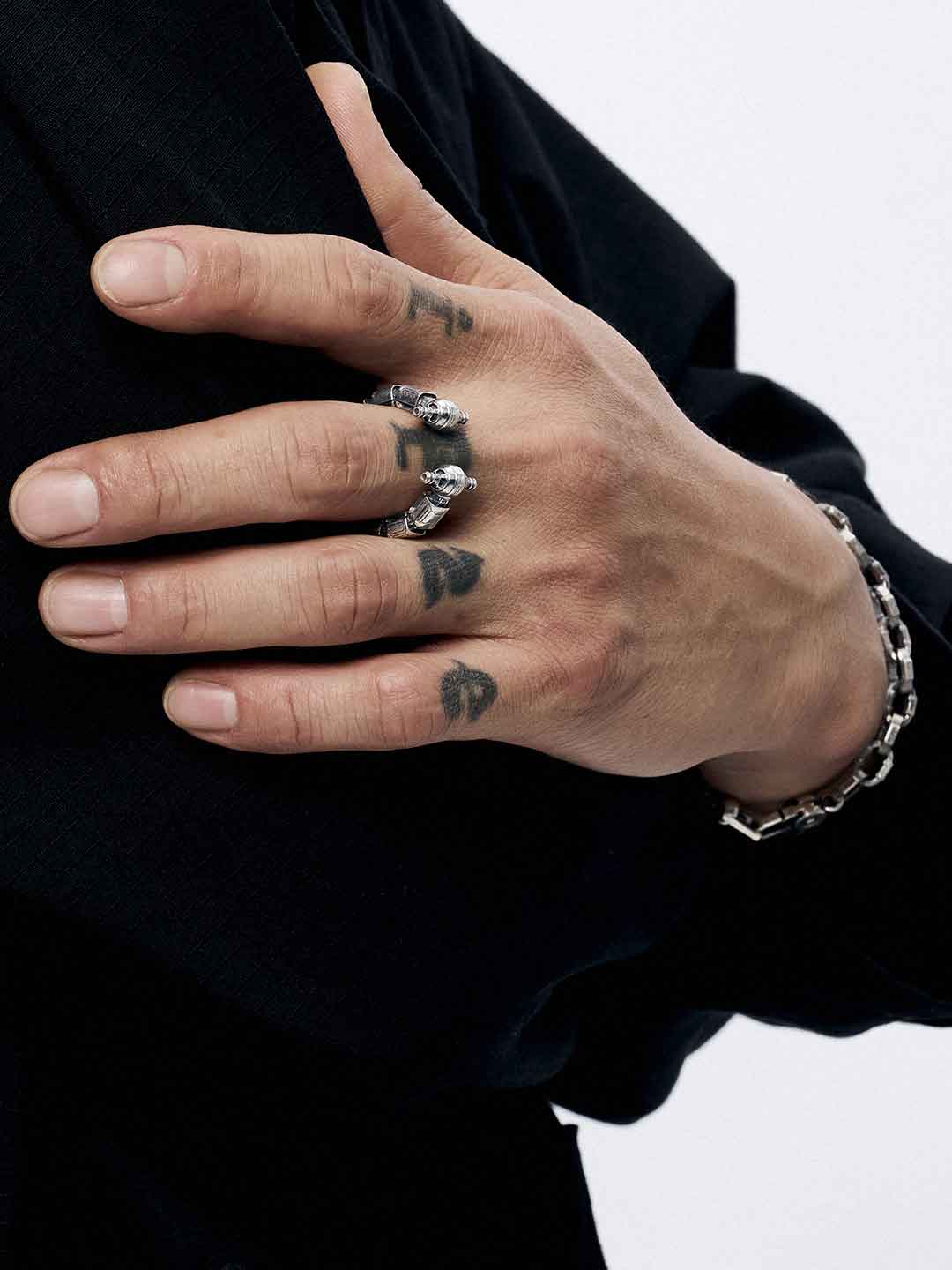 Omega Ring