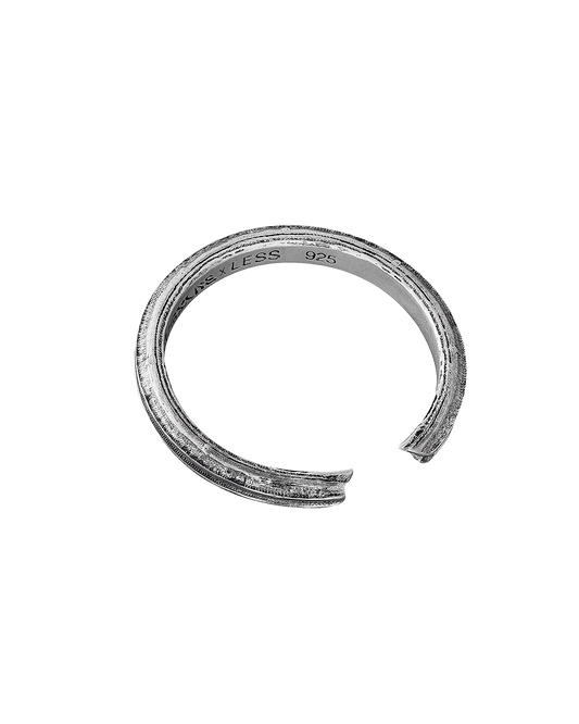 13G X LESS_01